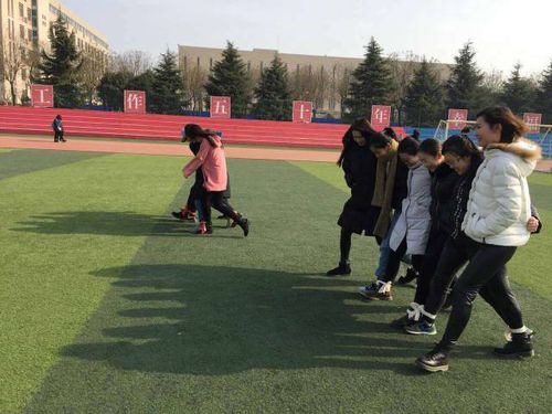 融藝術(shù)于方寸，展創(chuàng)意在生活——藝術(shù)設(shè)計(jì)學(xué)院寢室文化節(jié)趣味文化藝術(shù)交流活動(dòng)策劃